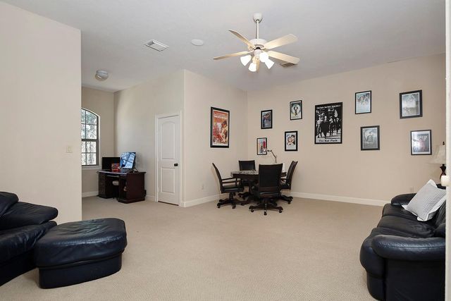 32 Palmer Woods Drive, The Woodlands, TX 77381