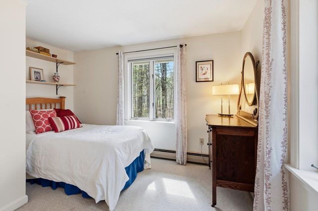 3 Moss Lane, Madbury, NH 03823