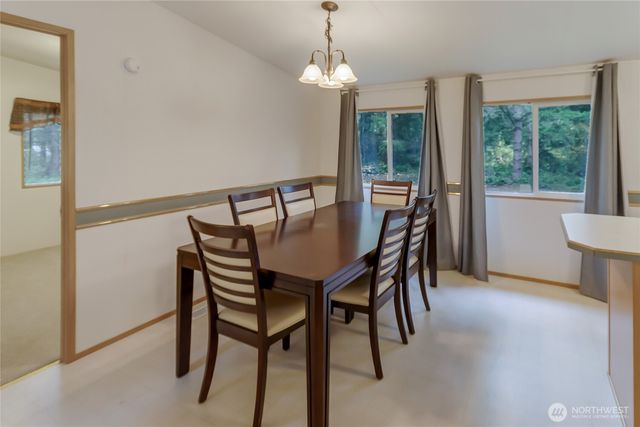 36819 Eatonville Cutoff Road E, Eatonville, WA 98328