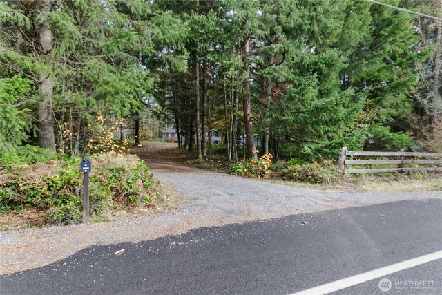 36819 Eatonville Cutoff Road E, Eatonville, WA 98328