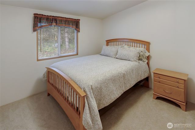 36819 Eatonville Cutoff Road E, Eatonville, WA 98328