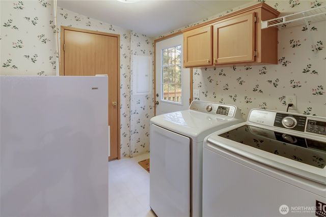 36819 Eatonville Cutoff Road E, Eatonville, WA 98328