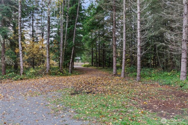 36819 Eatonville Cutoff Road E, Eatonville, WA 98328