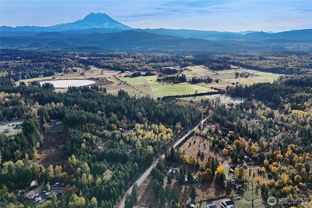 36819 Eatonville Cutoff Road E, Eatonville, WA 98328