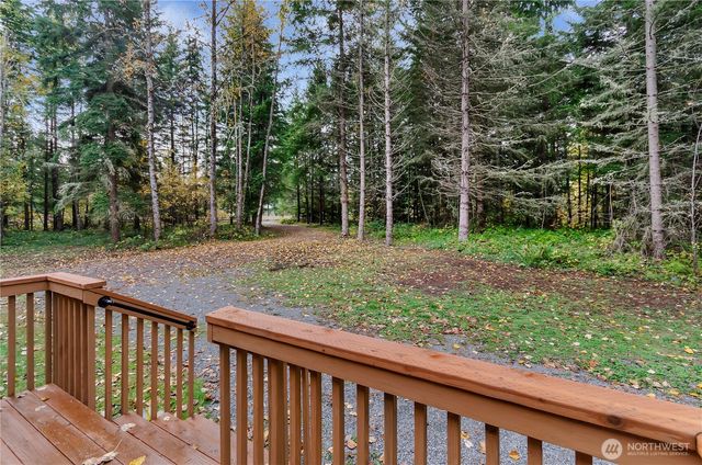 36819 Eatonville Cutoff Road E, Eatonville, WA 98328