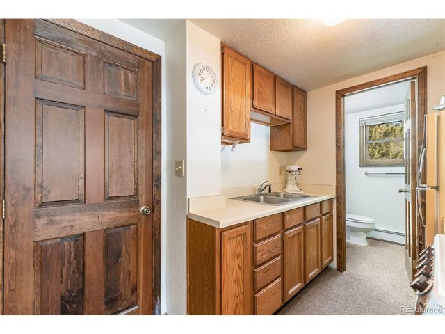 212 Valley Rd, Lyons, CO 80540
