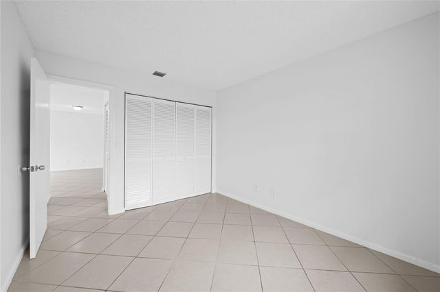 3574 NW 95th Terrace 8q, Fort Lauderdale, FL 33351