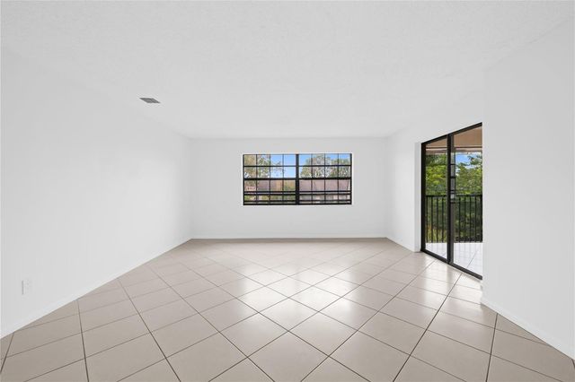 3574 NW 95th Terrace 8q, Fort Lauderdale, FL 33351