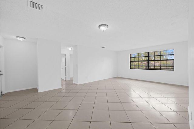 3574 NW 95th Terrace 8q, Fort Lauderdale, FL 33351