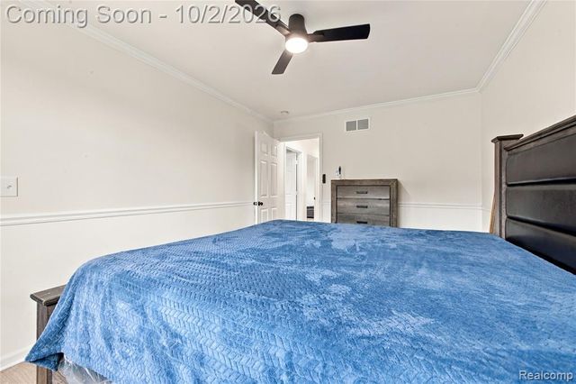 45563 Thorn Tree Lane, Macomb, MI 48044