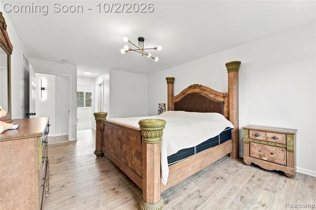 45563 Thorn Tree Lane, Macomb, MI 48044