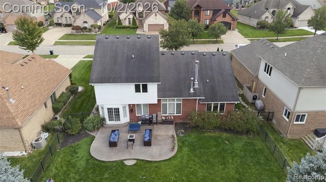 45563 Thorn Tree Lane, Macomb, MI 48044