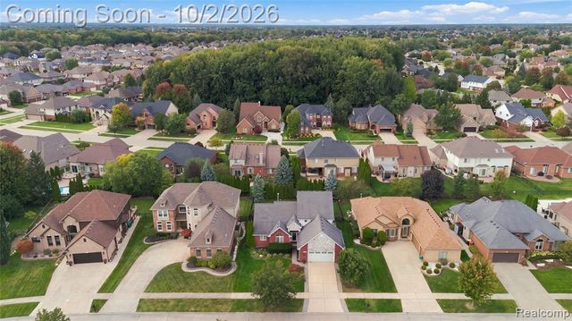 45563 Thorn Tree Lane, Macomb, MI 48044