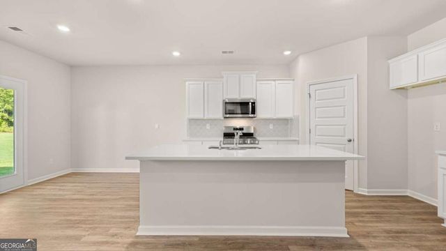 143 Defilippe Drive, Statham, GA 30666