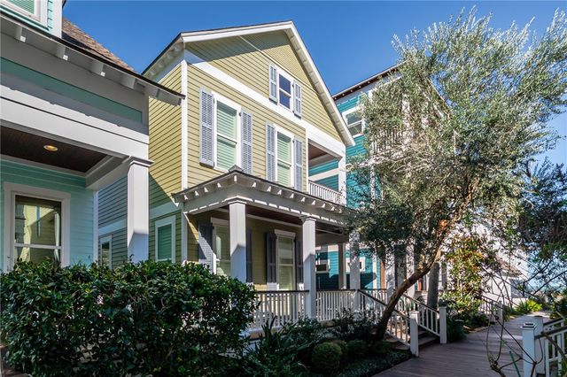 412 Sailhouse Way, Rockport, TX 78382