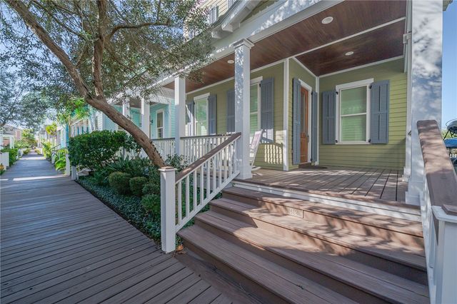 412 Sailhouse Way, Rockport, TX 78382