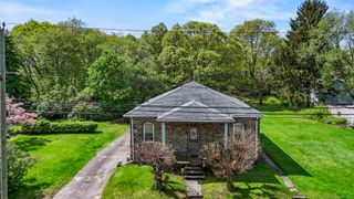 298 Wall Street, Waterbury, CT 06704