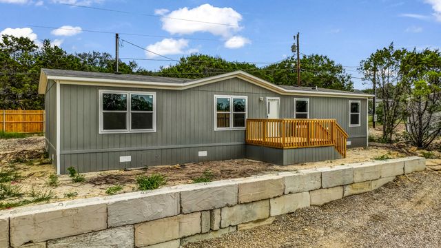 4800 Plum Bush Street, Granbury, TX 76048