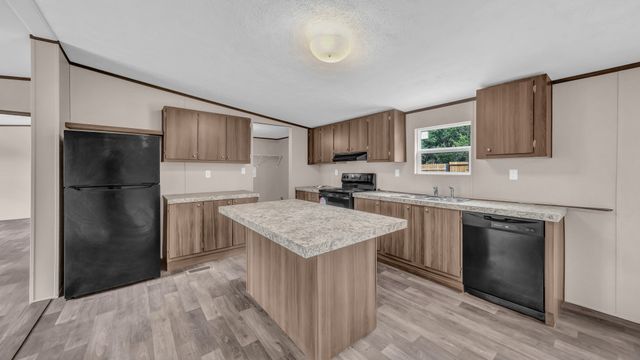 4800 Plum Bush Street, Granbury, TX 76048