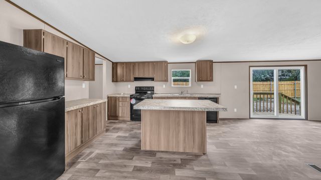 4800 Plum Bush Street, Granbury, TX 76048