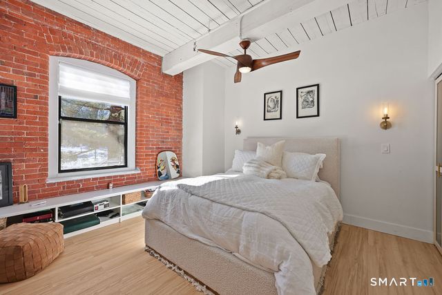 222 Williams Street East APT 223, Glastonbury, CT 06033