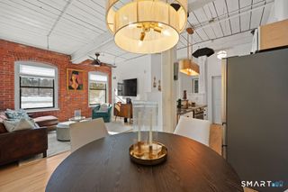 222 Williams Street East APT 223, Glastonbury, CT 06033