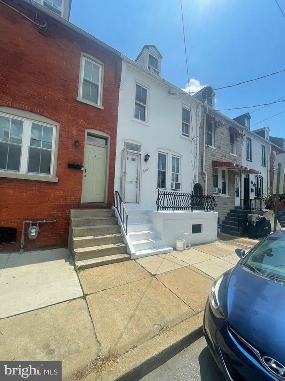 649 S QUEEN ST, Lancaster, PA 17603