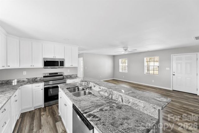 810 4th Street, Kings Mountain, NC 28086