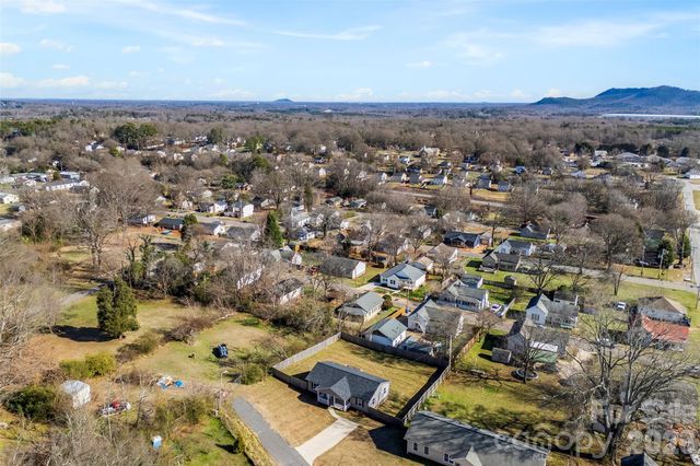 810 4th Street, Kings Mountain, NC 28086