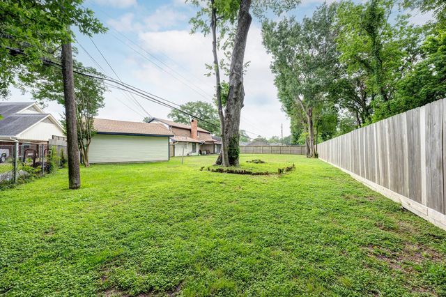 4715 Apollo Street, Houston, TX 77018