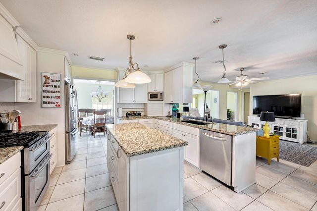 4715 Apollo Street, Houston, TX 77018