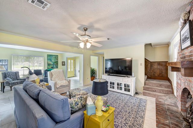4715 Apollo Street, Houston, TX 77018