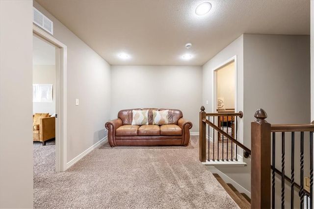 1224 Kingsland Circle, Raymore, MO 64083