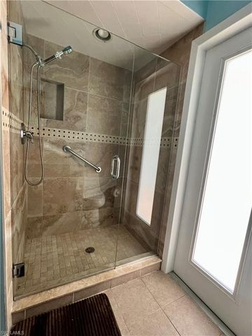 1158 SE 32nd ST, Cape Coral, FL 33904