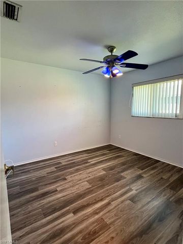 1158 SE 32nd ST, Cape Coral, FL 33904