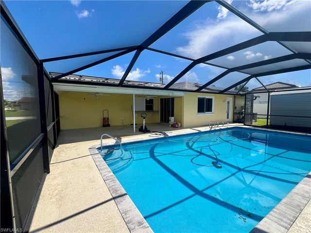 1158 SE 32nd ST, Cape Coral, FL 33904
