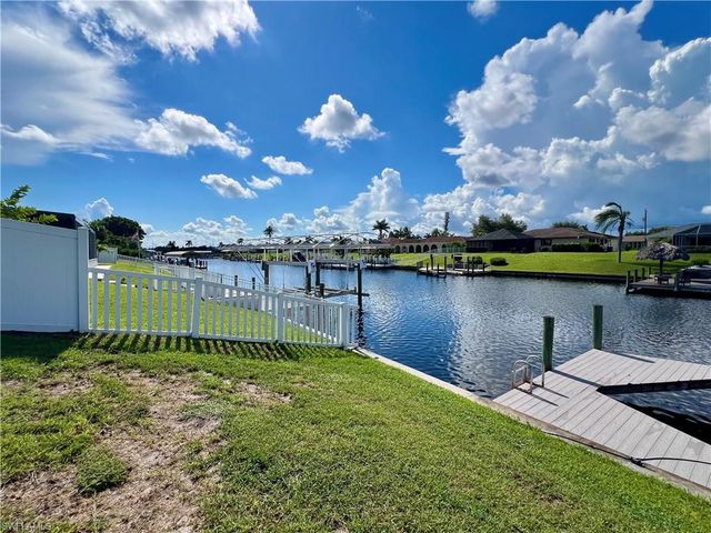 1158 SE 32nd ST, Cape Coral, FL 33904