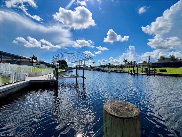 1158 SE 32nd ST, Cape Coral, FL 33904