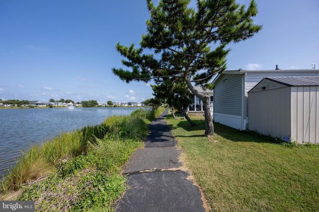 806 BAHIA DR, Ocean City, MD 21842
