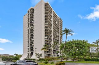 2400 Presidential Way 302, West Palm Beach, FL 33401