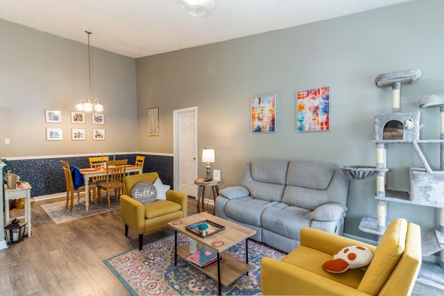 648 Friars Lane, 10, Florence, KY 41042