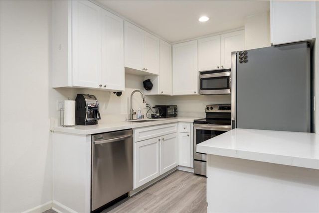 185 Union Avenue 35, Campbell, CA 95008