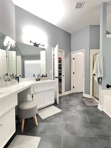 1410 Rogers Lake Lane, Richmond, TX 77407