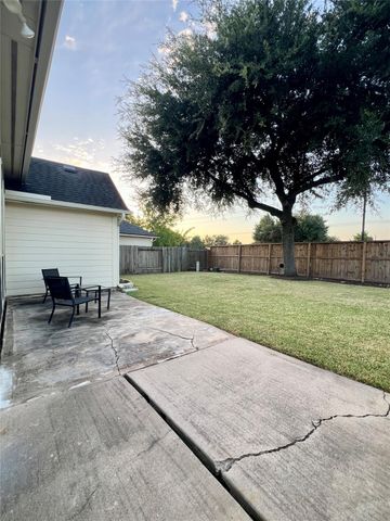 1410 Rogers Lake Lane, Richmond, TX 77407