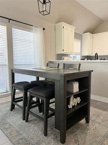 1410 Rogers Lake Lane, Richmond, TX 77407