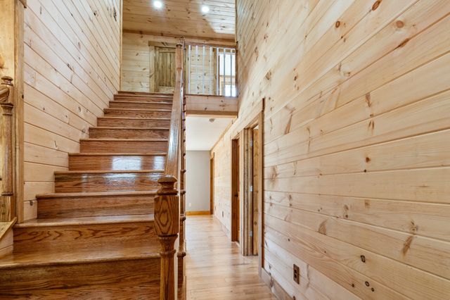 718 Darrell Rye Road, Erin, TN 37061