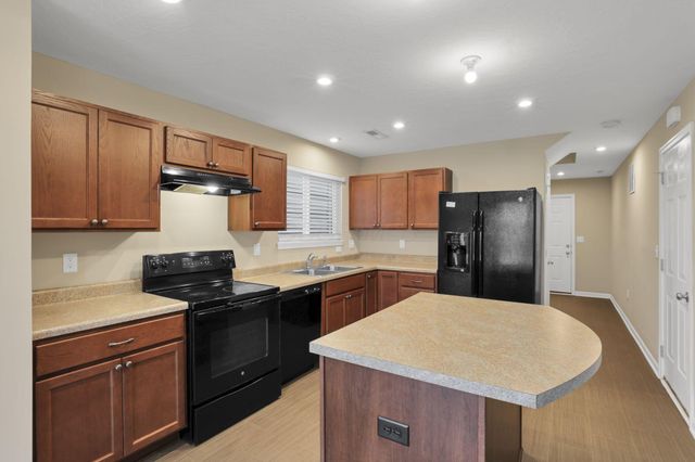 7449 Sugarbark Court, Canal Winchester, OH 43110