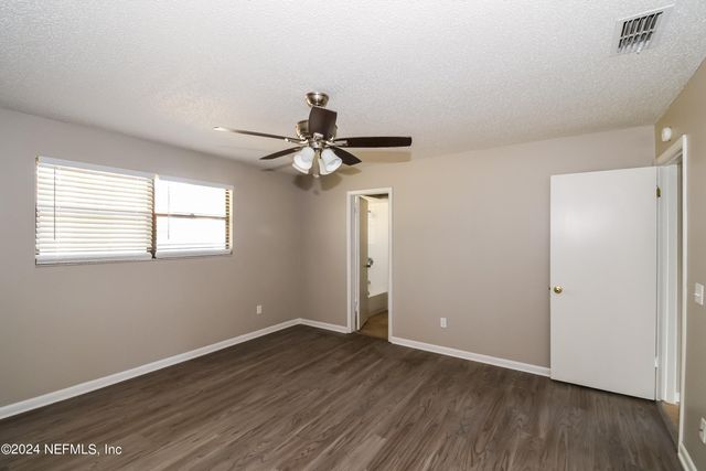 4385 QUEENSWAY Drive, Jacksonville, FL 32257