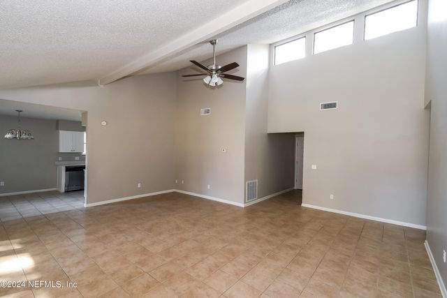 4385 QUEENSWAY Drive, Jacksonville, FL 32257