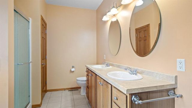 4112 Mill Run Court, Eau Claire, WI 54703